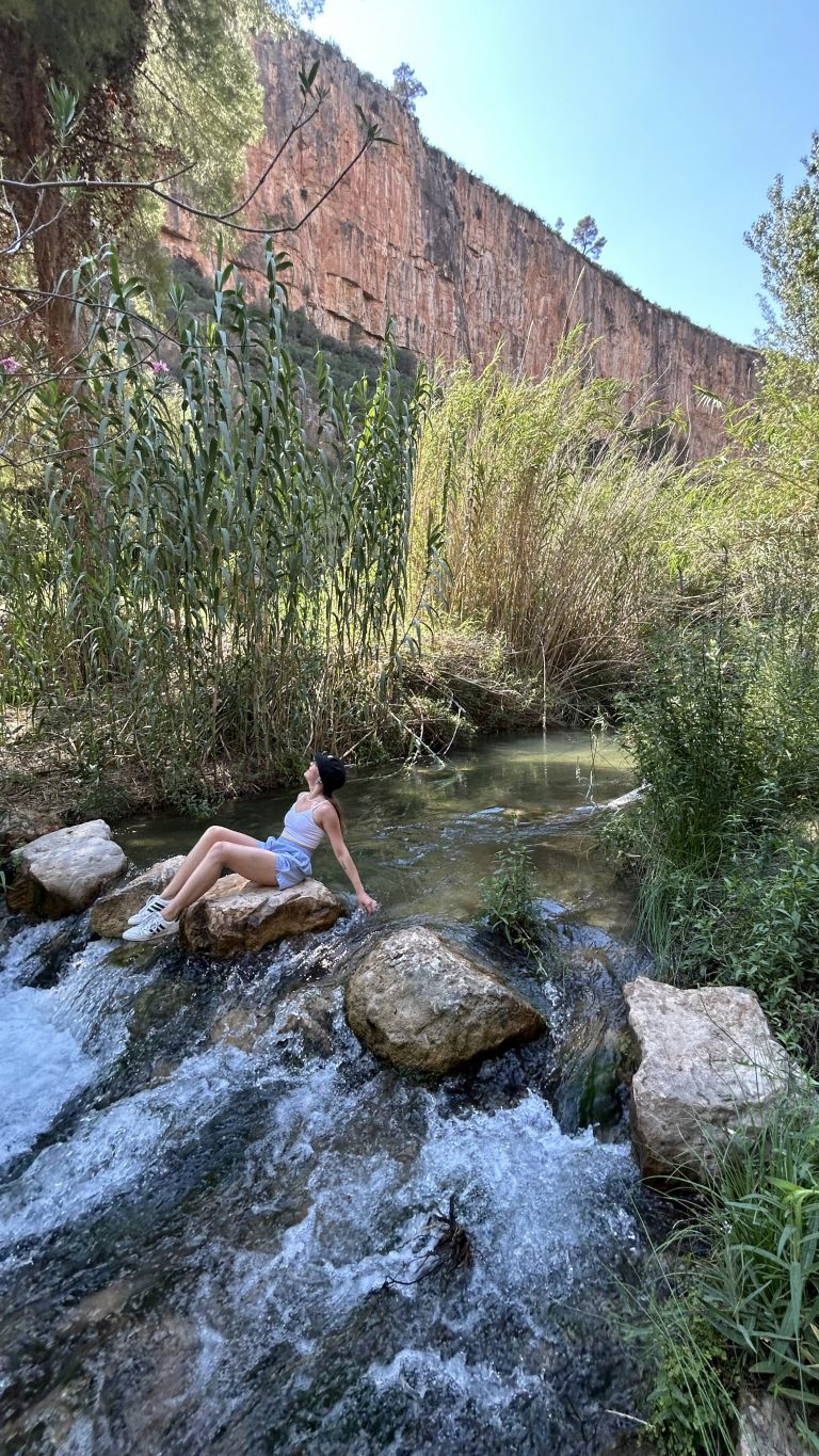 Senderismo ruta Charco Azul Chulilla Valencia by Serranía Aventura