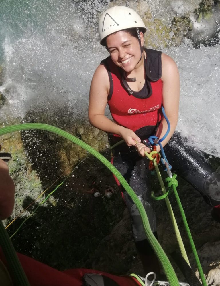 Barranquismo barranco Gorgo de la Escalera Anna by Serranía Aventura