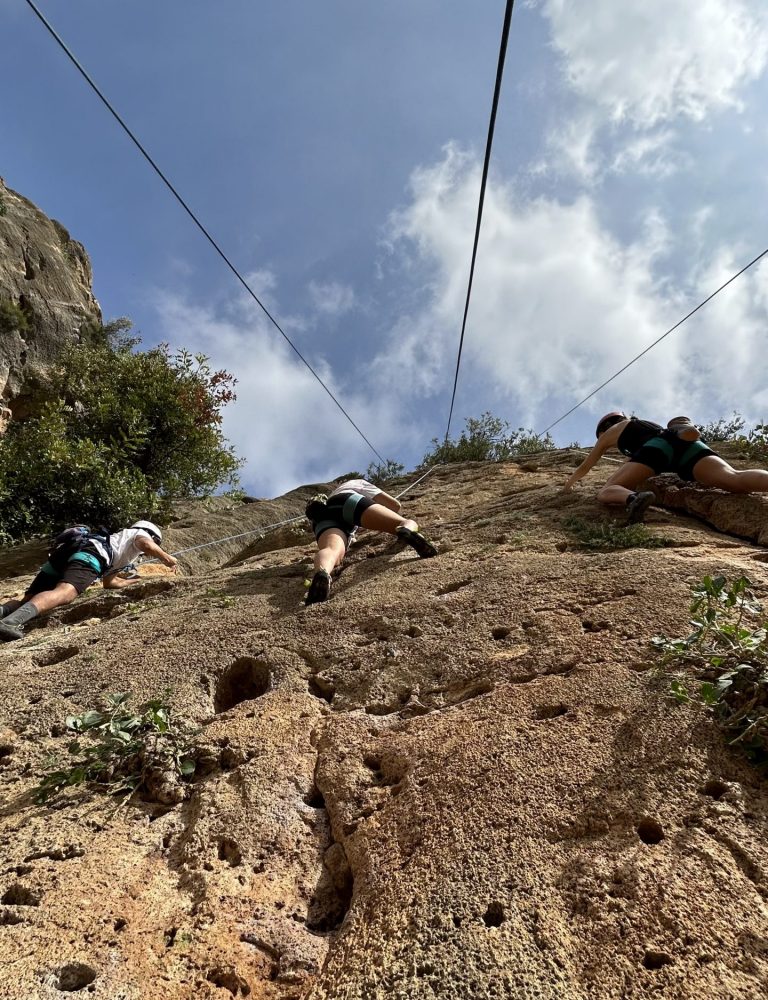 Escalada Montesa Valencia by Serranía Aventura