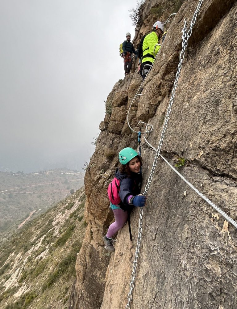 Vía ferrata Sants de la Pedra Vall D'Uixó by Serranía Aventura