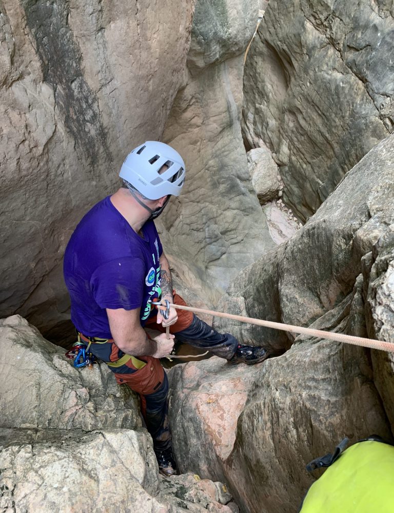 Barranco Ahillas Chelva Borja