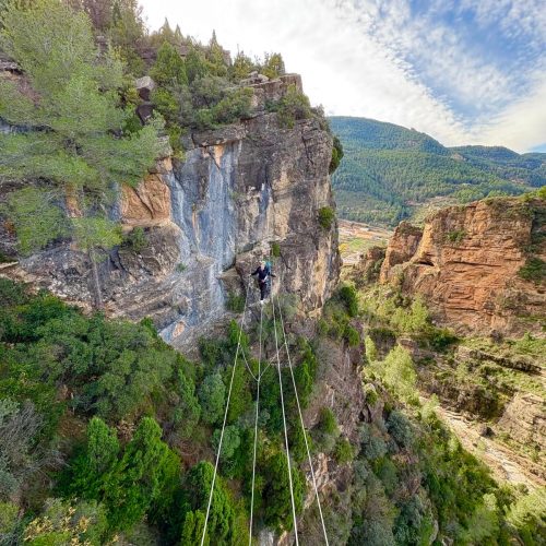 Vía ferrata La Mina Villahermosa del Río by Serranía Aventura