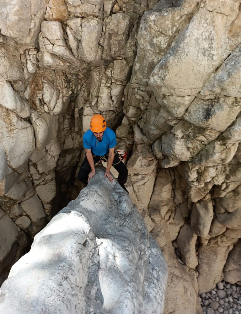 Barranquismo Barranc de l'infern Vall de Laguar Alicante by Serranía Aventura