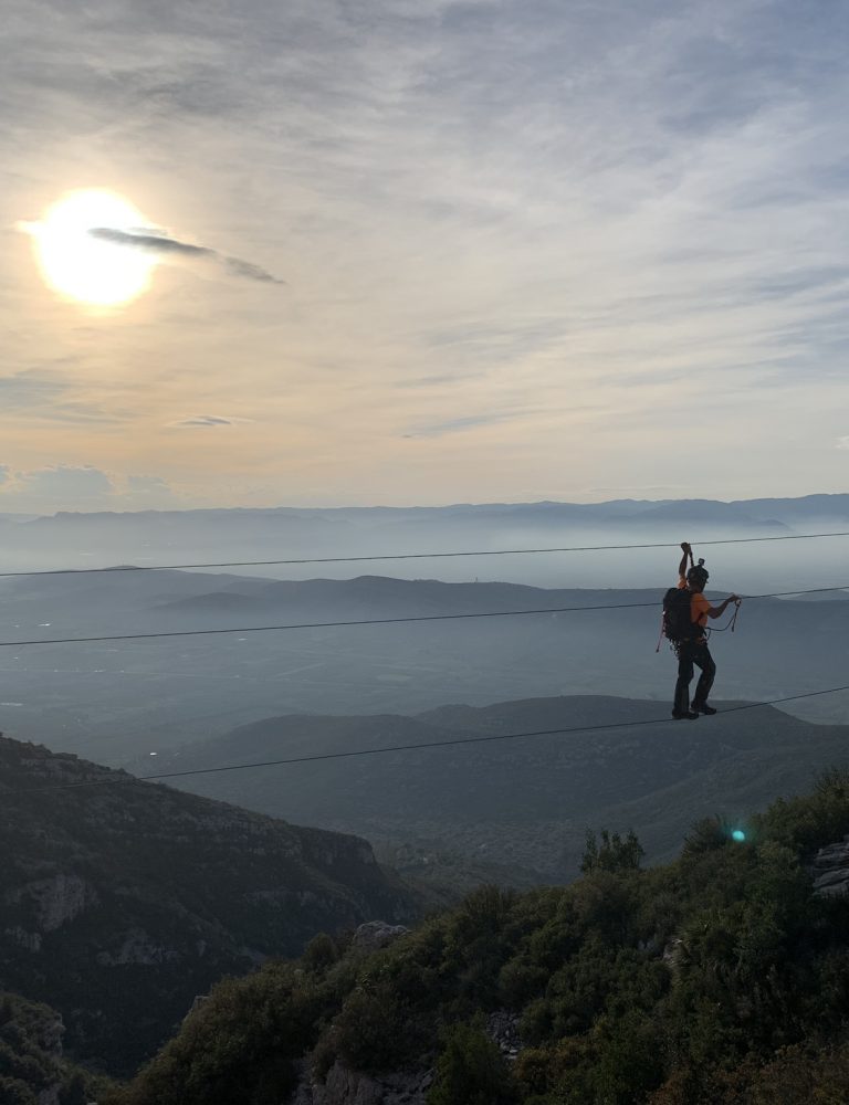 Ferrata Ulldecona Tarragona by Serranía Aventura
