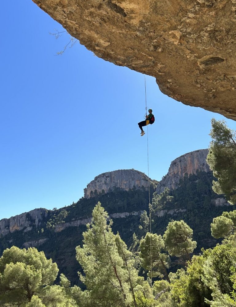 Barranquismo barranco del Tesoro Chulilla Valencia by Serranía Aventura