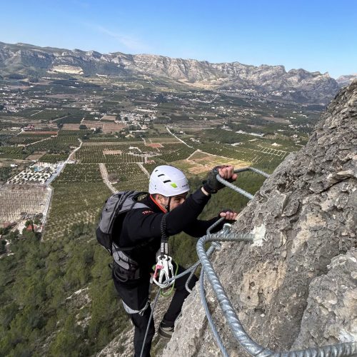 Vía ferrata Falconera Gandía by Serranía Aventura