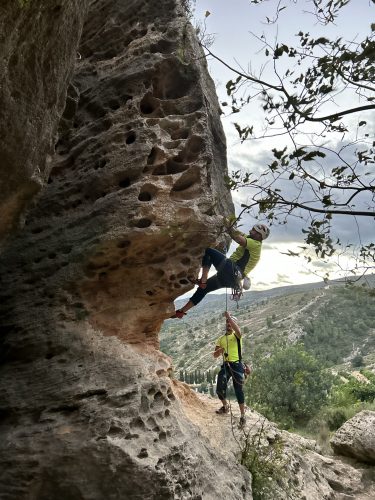 Escalada Montesa Valencia by Serranía Aventura
