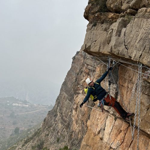 Vía ferrata Sants de la Pedra Vall D'Uixó by Serranía Aventura