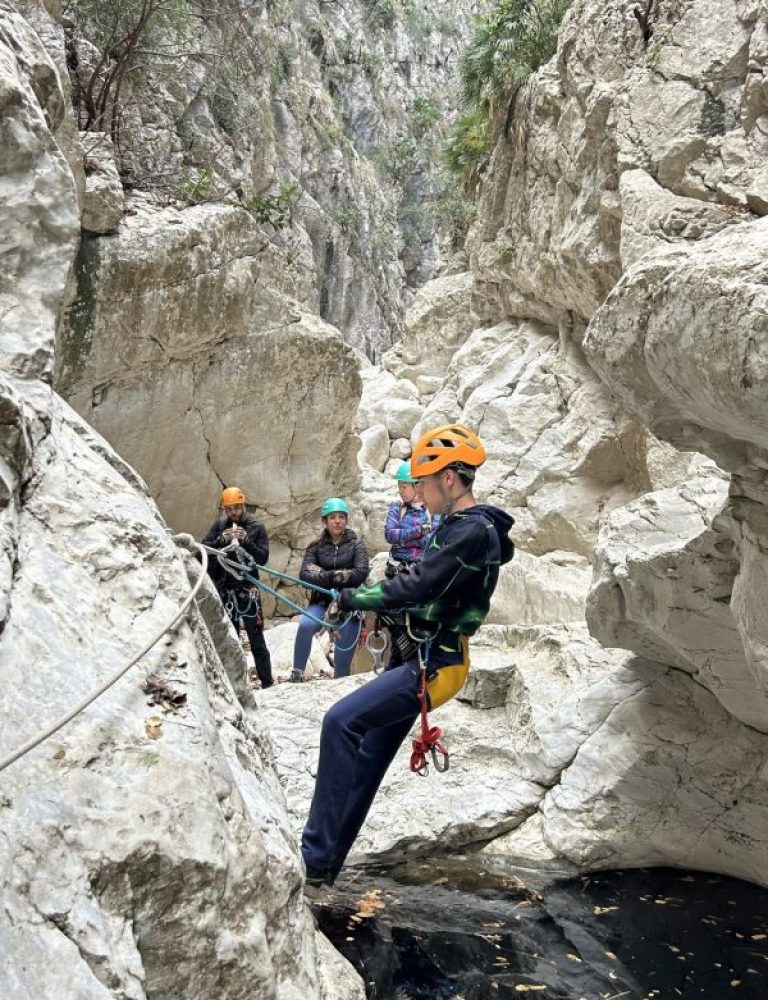 Barranquismo barranco de l'infern La Vall de Laguar Alicante by Serranía Aventura