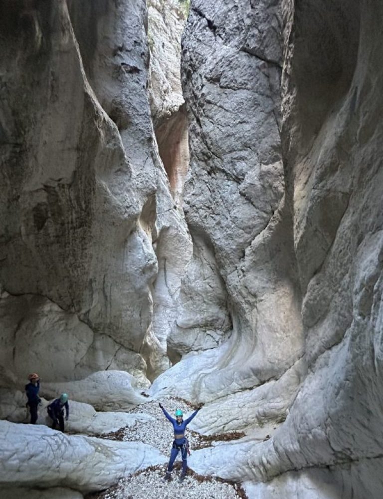Barranquismo barranco de l'infern La Vall de Laguar Alicante by Serranía Aventura
