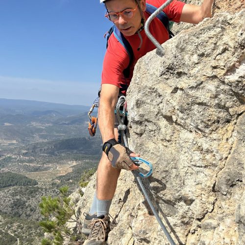 Vía ferrata Remedio Chelva Valencia by Serranía Aventura