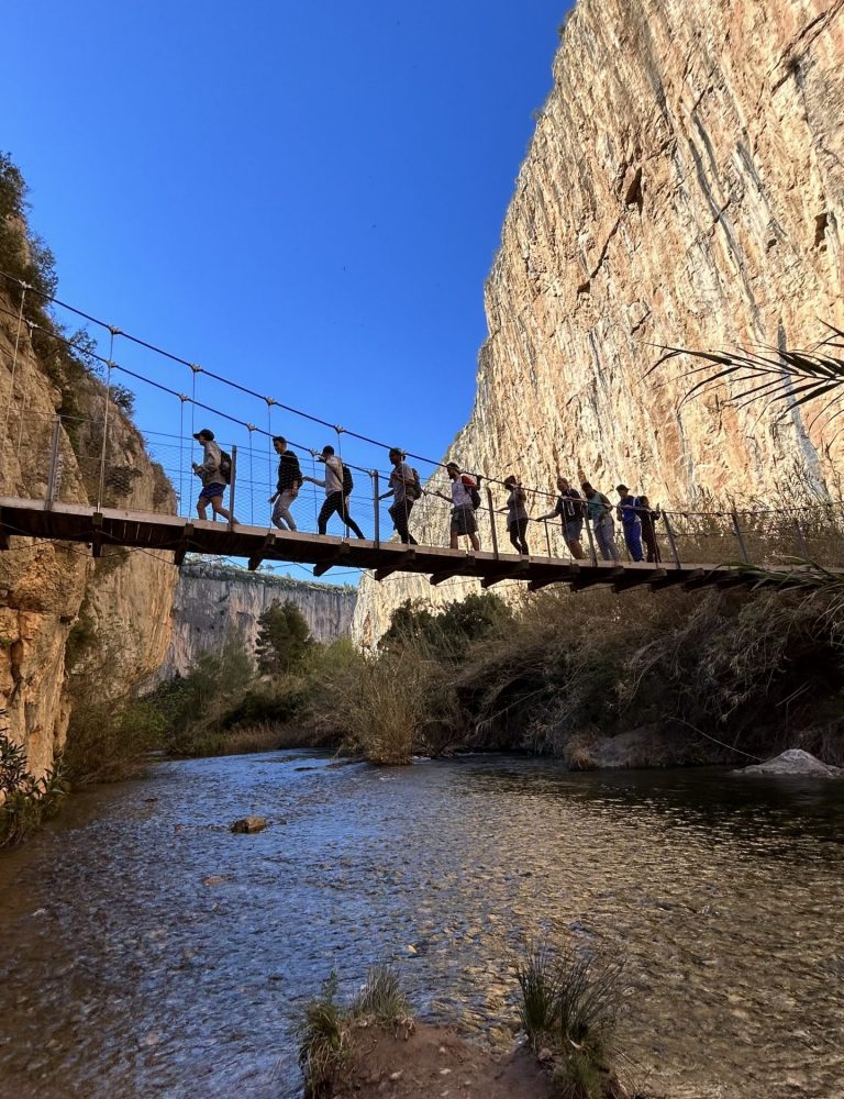 Chulilla puentes colgantes by Serranía Aventura senderismo Valencia
