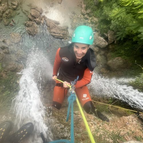 Barranquismo Gorgo de la Escalera Anna Valencia by Serranía Aventura