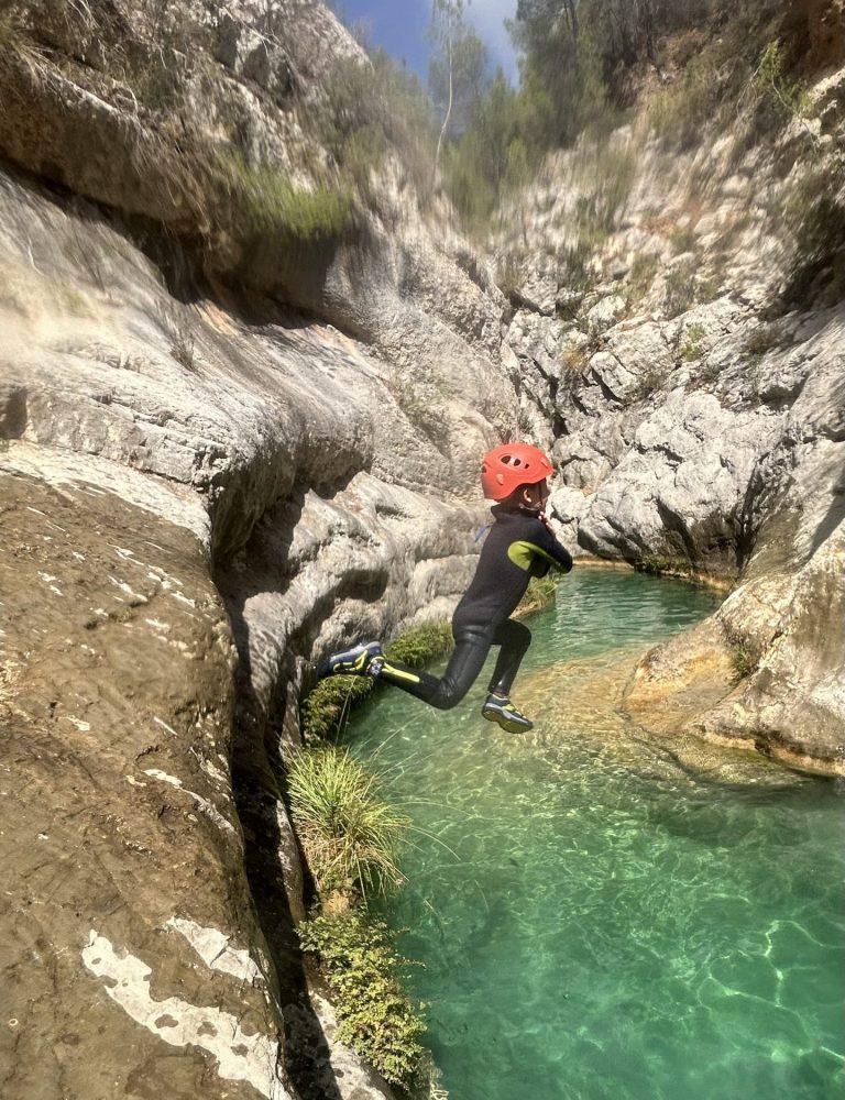 Barranquismo río Fraile Bicorp Valencia by Serranía Aventura
