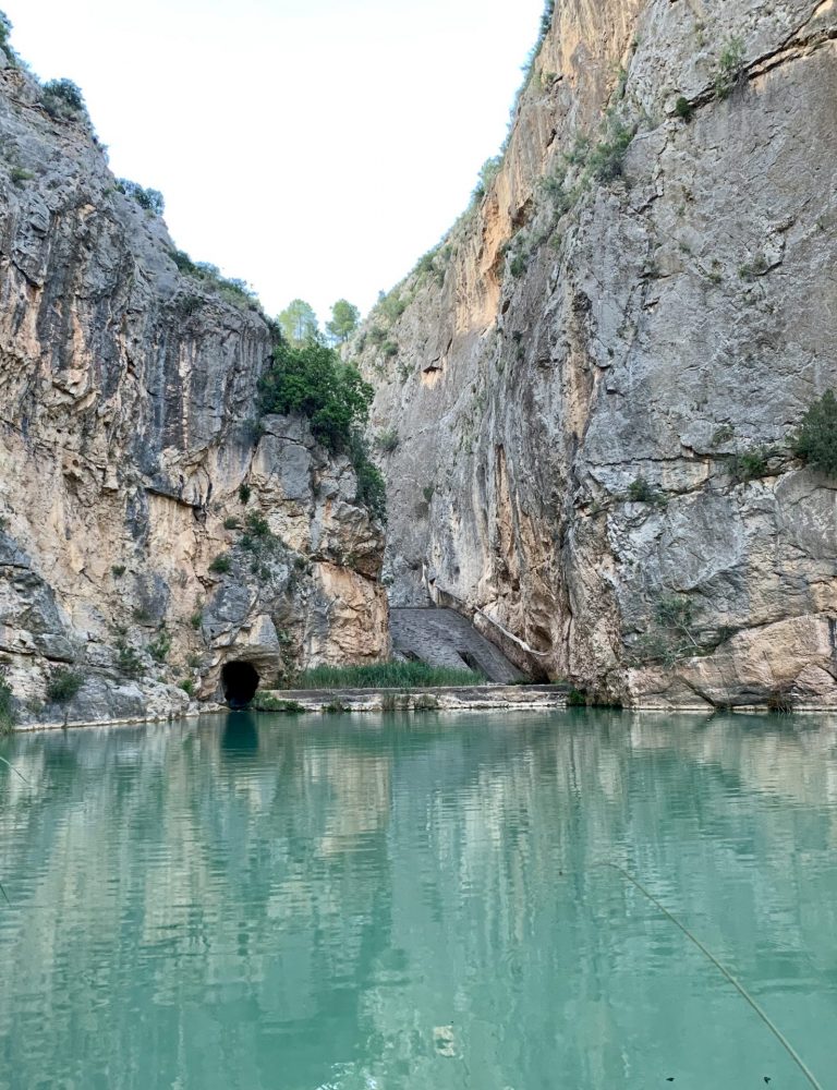 Senderismo Charco Azul Chulilla Valencia by Serranía Aventura