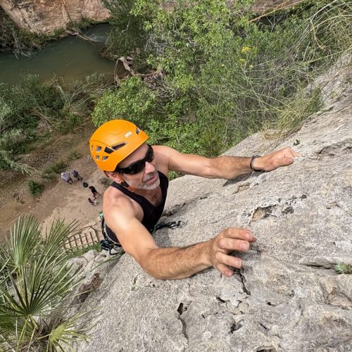 Escalada Chulilla Valencia by Serranía Aventura