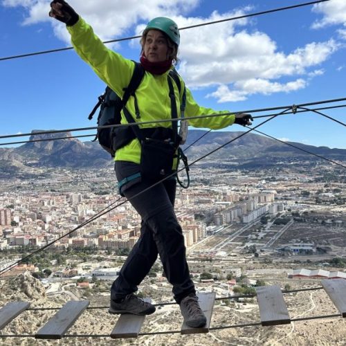 Liz Vía ferrata del Bolón Elda Alicante by Serranía Aventura
