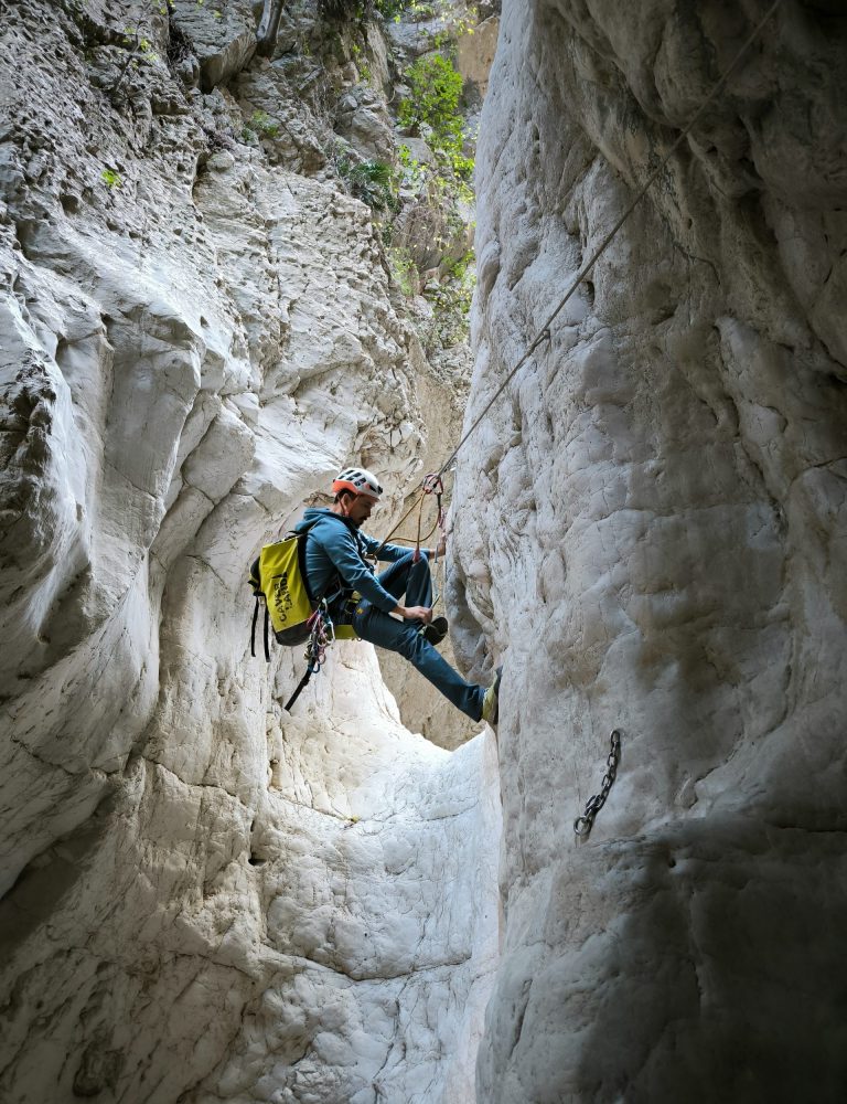 Jonathan Barranco infern vall de Laguar by Serranía Aventura