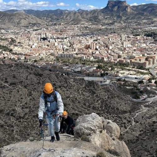 Vía ferrata del Bolón Elda Alicante by Serranía Aventura