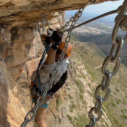 Vía ferrata Sants de la Pedra Vall d'Uixó Castellón by Serranía Aventura