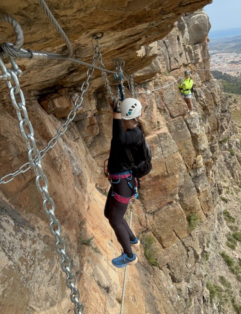 Vía ferrata Sants de la Pedra Vall d'Uixó Castellón by Serranía Aventura