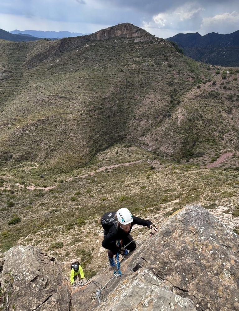Vía ferrata Sants de la Pedra Vall d'Uixó Castellón by Serranía Aventura