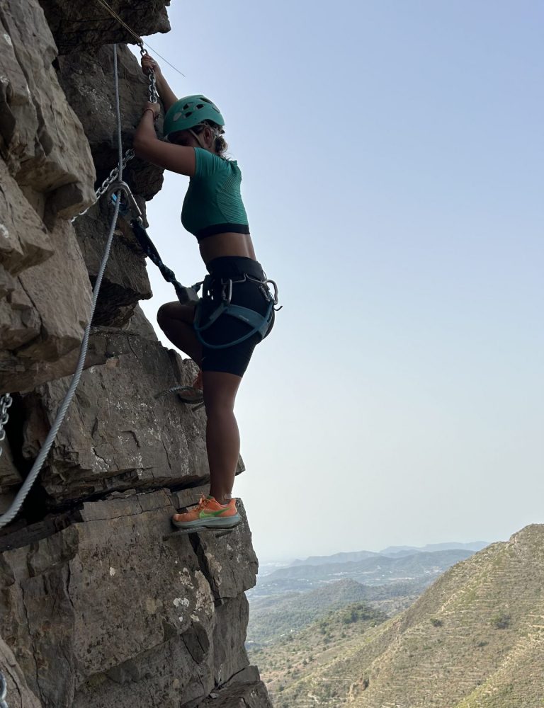 Vía Ferrata Sants de la Pedra Vall D'Uixó by Serranía Aventura
