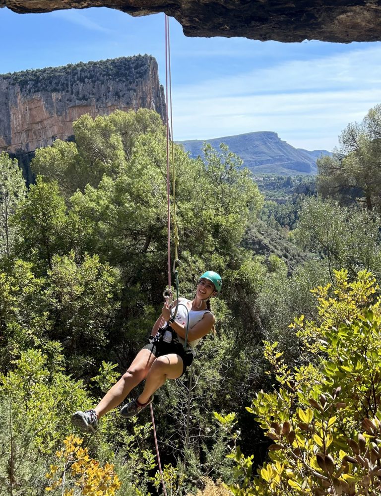Barranquismo barranco del Tesoro Chulilla Valencia by Serranía Aventura