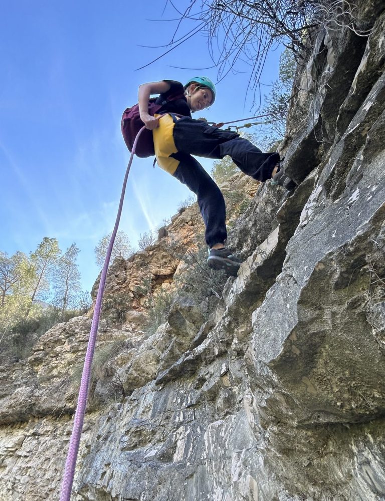 Barranquismo barranco del Tesoro Chulilla Valencia by Serranía Aventura