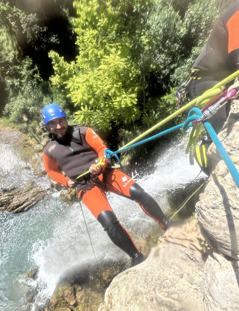 Serranía Aventura Barranquismo Gorgo de la Escalera Anna