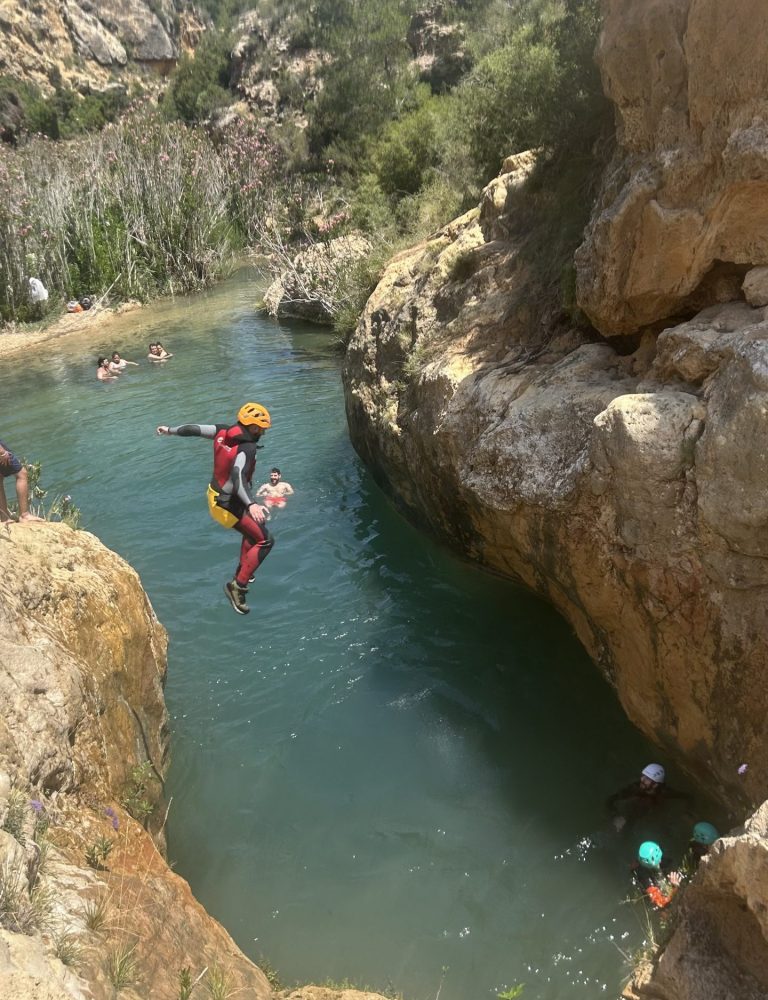 Serranía Aventura Barranquismo Juanes Turche Buñol