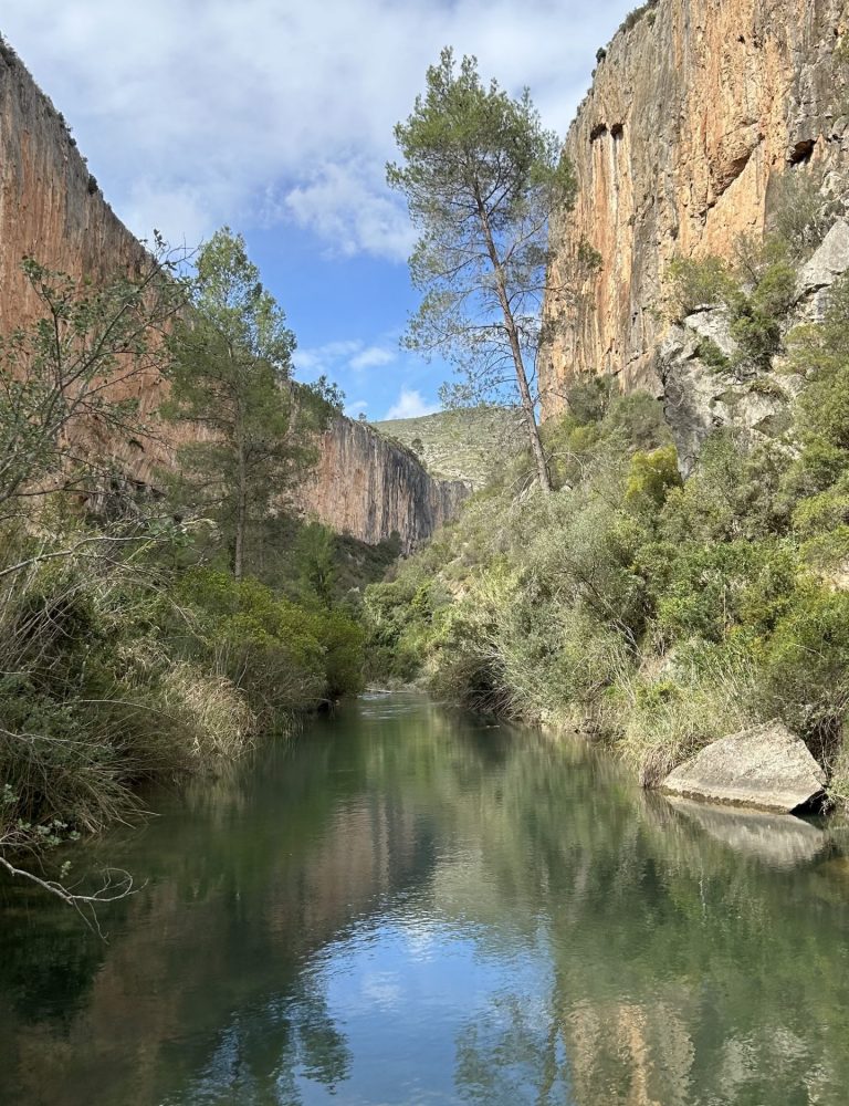 Senderismo Puentes Colgantes Chulilla Valencia by Serranía Aventura
