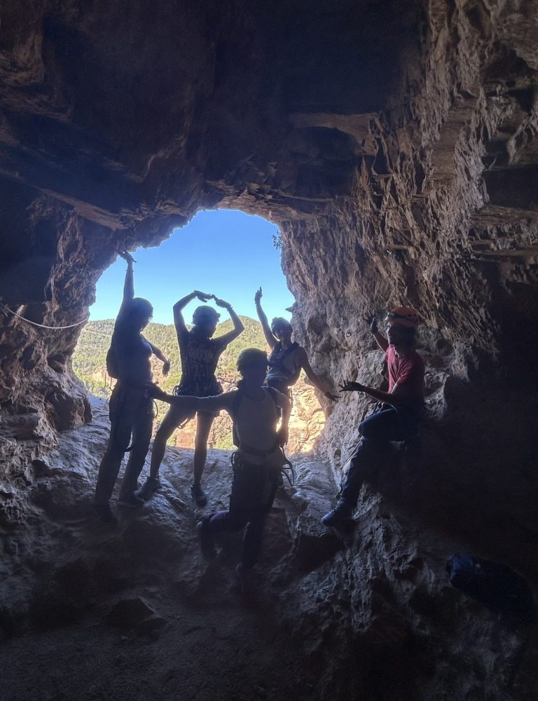Vía ferrata La Mina Villahermosa by Serranía Aventura