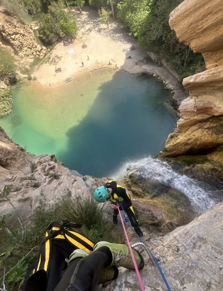 Barranquismo barranco Juanes Cueva del Turche Buñol Valencia by Serranía Aventura