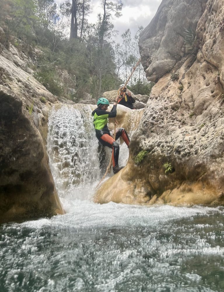 Barranquismo río Fraile Bicorp Valencia by Serranía Aventura