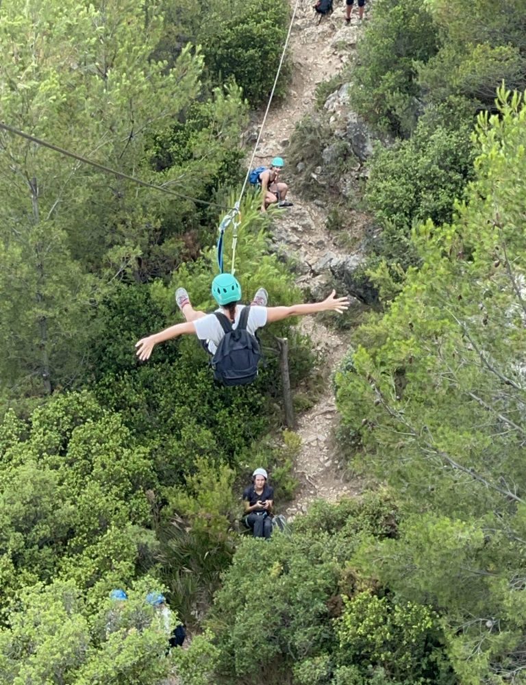 Vía ferrata Roca Molí Alcora tirolina by Serranía Aventura