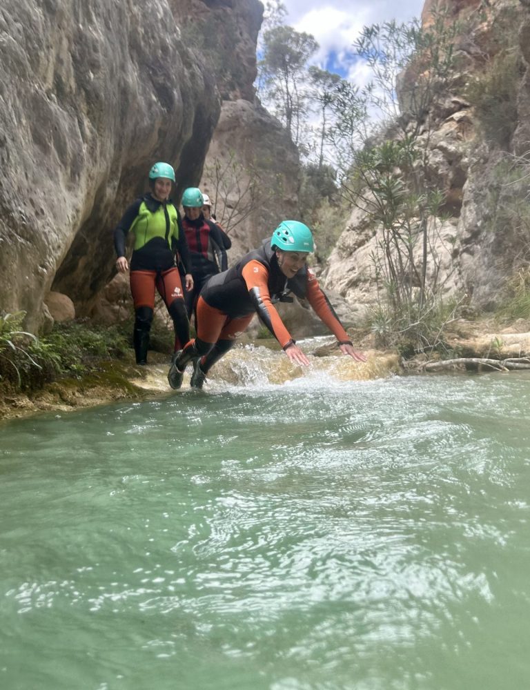 Barranquismo río Fraile Bicorp Valencia by Serranía Aventura