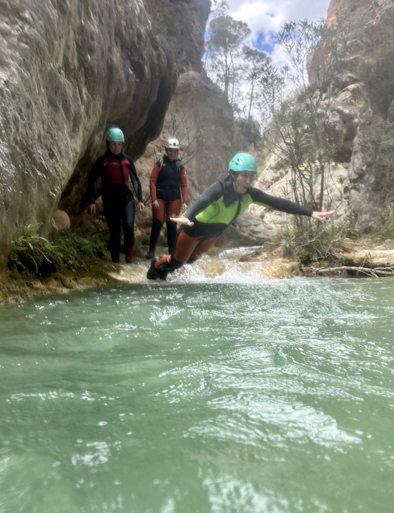 Barranquismo río Fraile Bicorp Valencia by Serranía Aventura