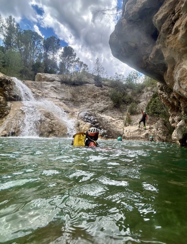 Barranquismo río Fraile Bicorp Valencia by Serranía Aventura