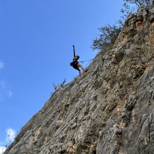 Escalada Cherales Chulilla Valencia by Serranía Aventura