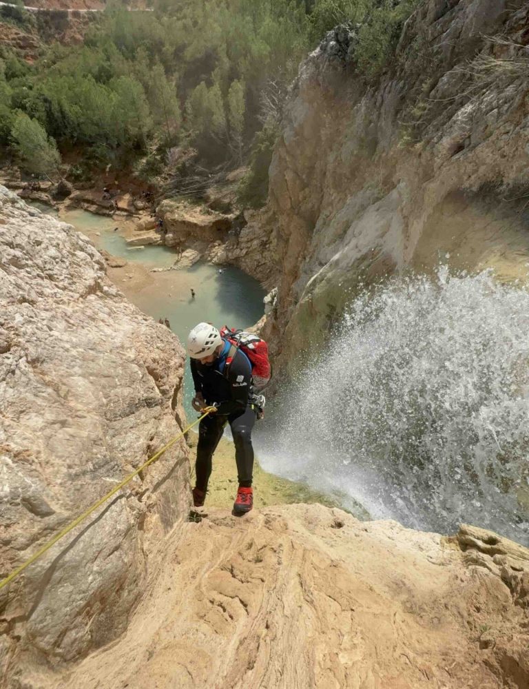 Barranquismo Barranco Umbría de la Viña Chera Valencia by Serranía Aventura