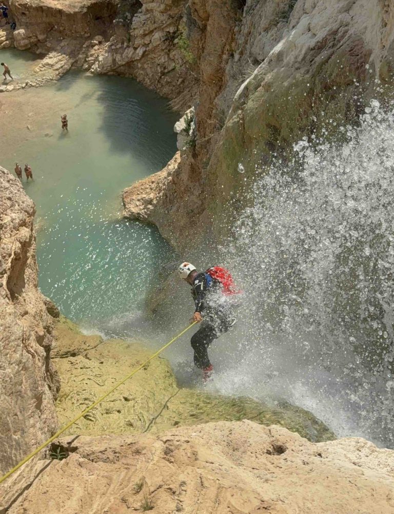 Barranquismo Barranco Umbría de la Viña Chera Valencia by Serranía Aventura