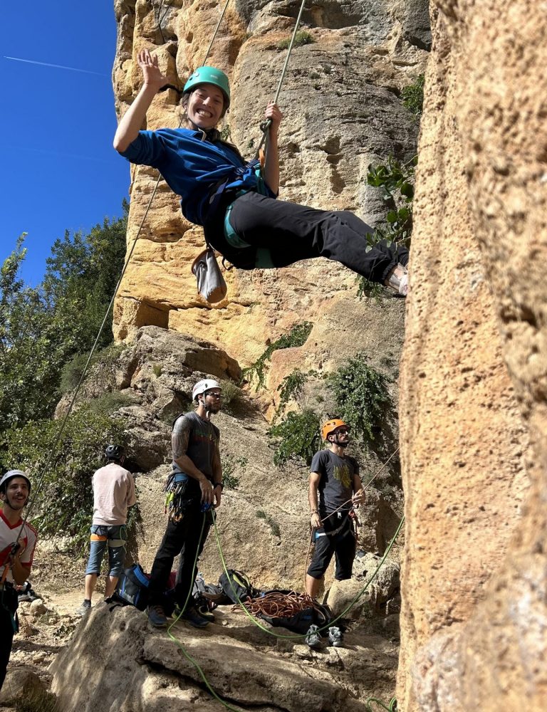 Escalada Montesa by Serranía Aventura