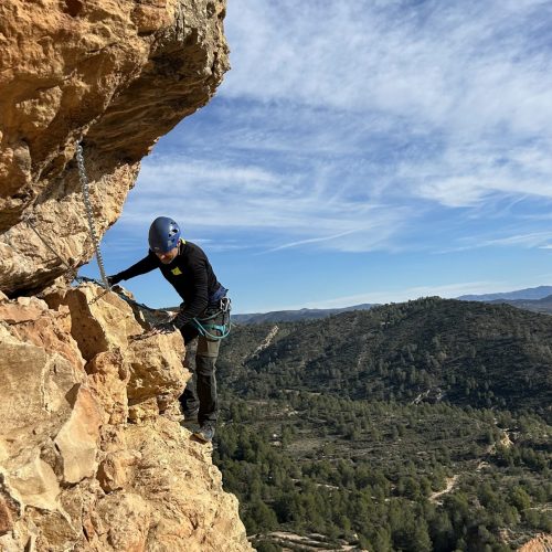 Vía ferrata Peña Roya Losa del Obispo by Serranía Aventura
