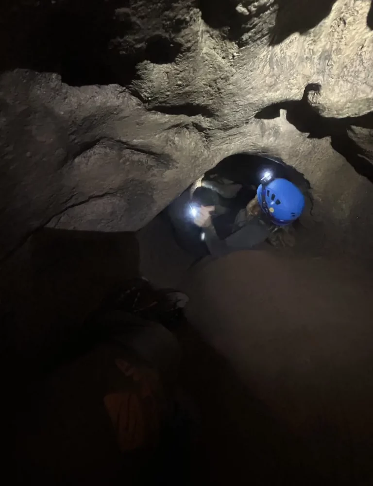 Espeleología Túnel del Sumidero de Vallada Valencia by Serranía Aventura