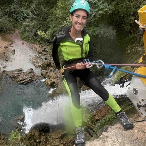 Barranquismo barranco Gorgo de la Escalera Anna Valencia by Serranía Aventura