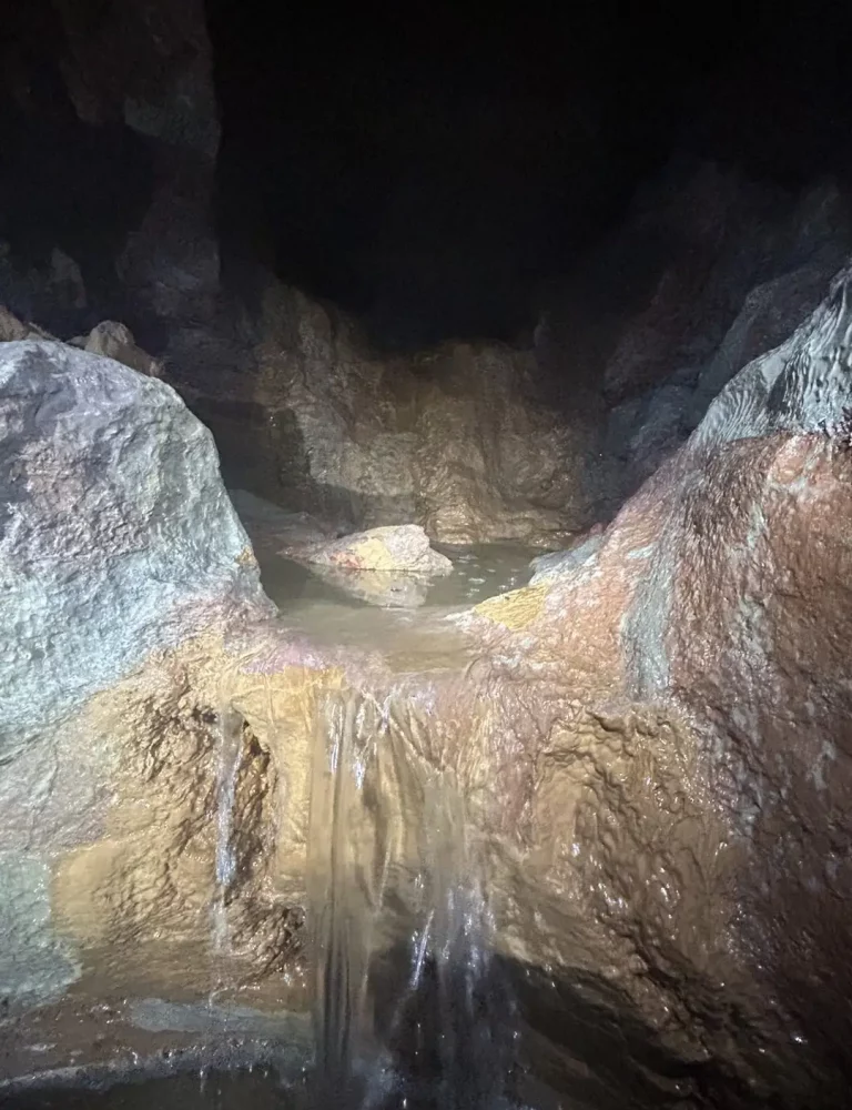 Espeleología Túnel del Sumidero de Vallada Valencia by Serranía Aventura
