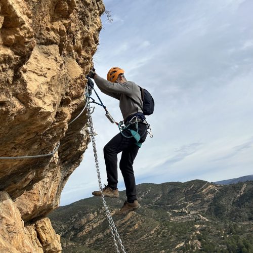 Vía ferrata Peña Roya Losa del Obispo Valencia by Serranía Aventura