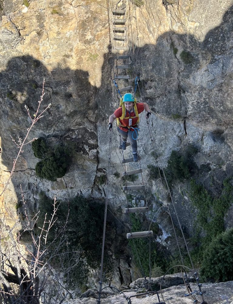 Vía ferrata Roca Figueral Serra Engarcerán by Serranía Aventura