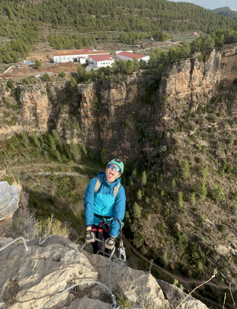 Ferrata La Muela Villahermosa del Río by Serranía Aventura